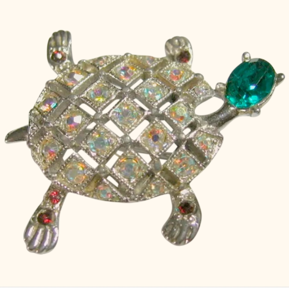 VTG Ora signed rhinestone turtle pin/brooch